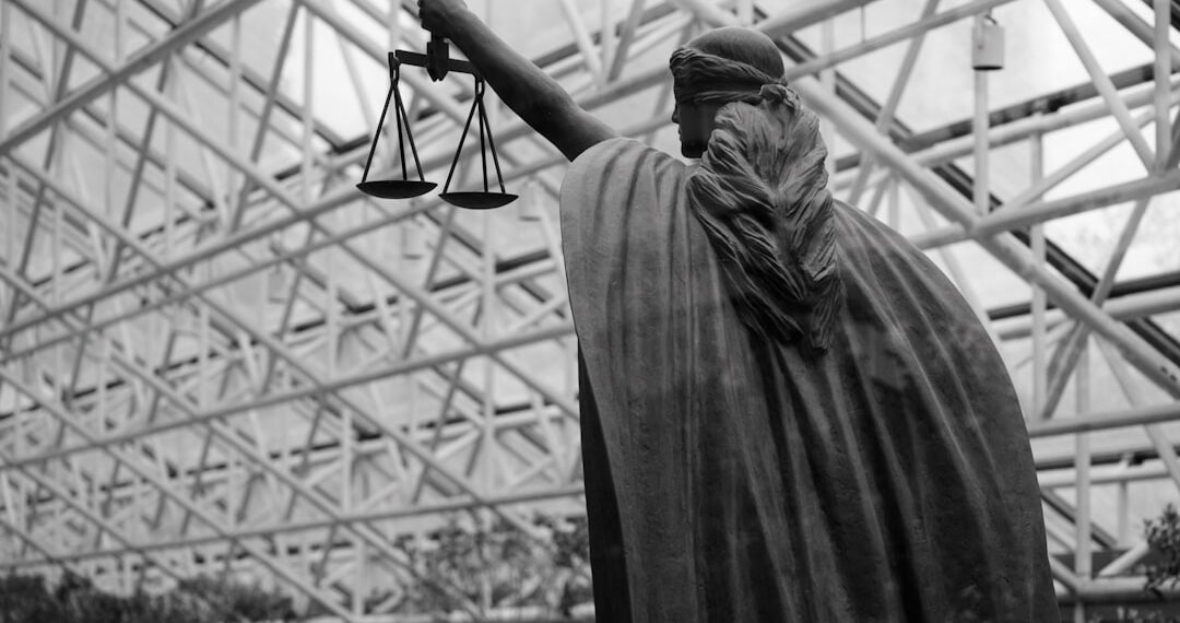 Sculpture of Lady Justice